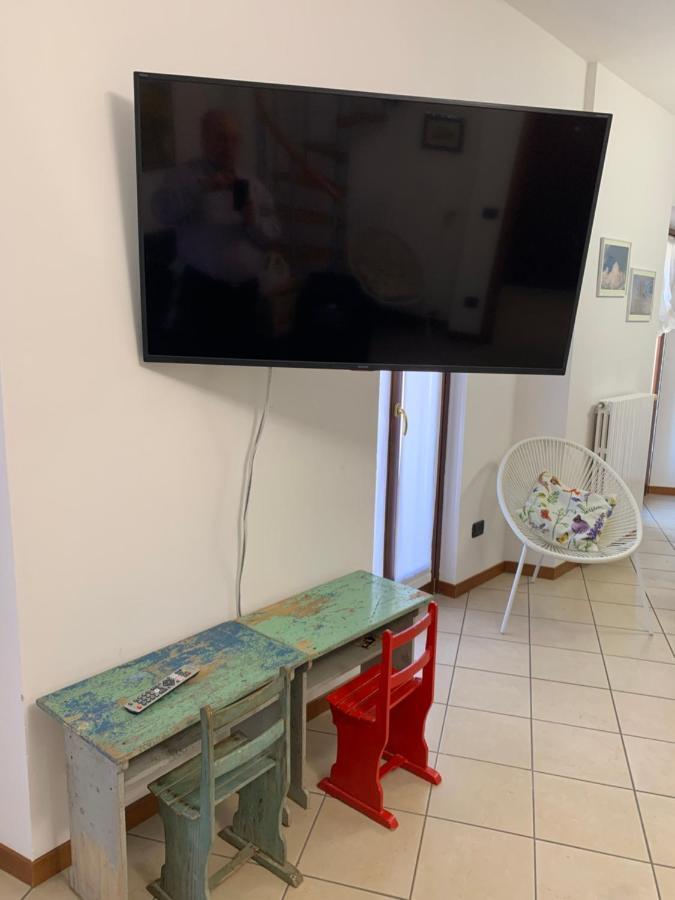 Casavacanze Il Gallo オメーニャ エクステリア 写真